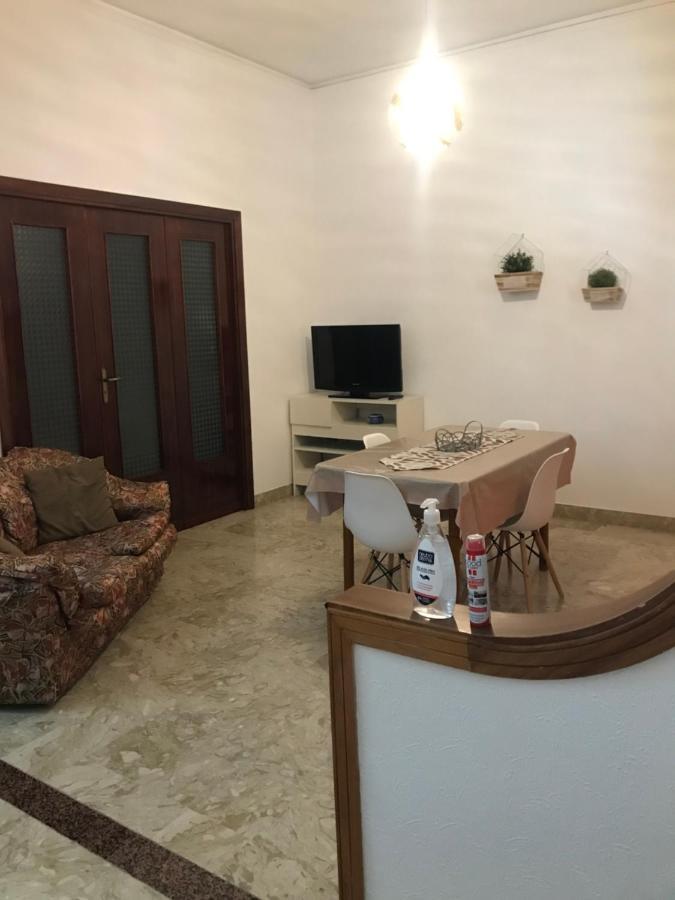 Comodo Mini Appartamento Cinisi Exteriör bild